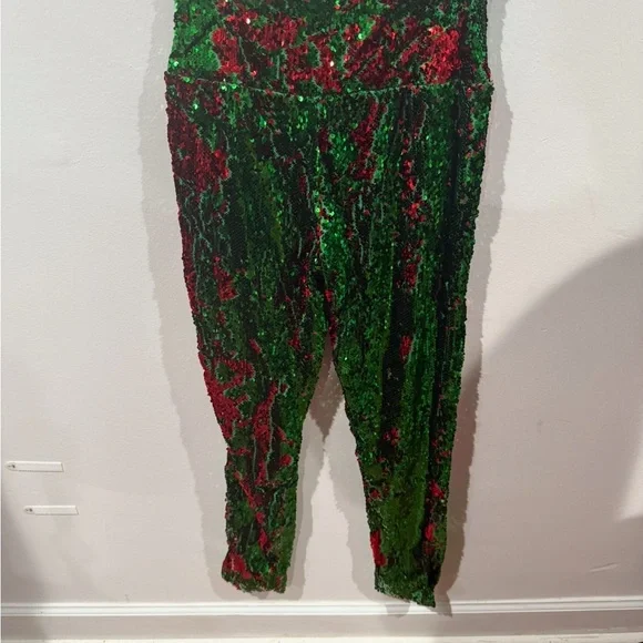 NWT - Tipsy Elves Red and Green
Reversible Sequin High Waisted Leggings - Picture 3 of 6